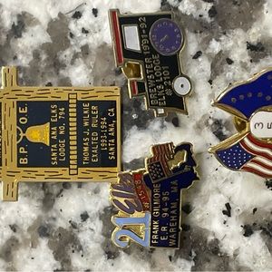 Lot Vintage Pin  Elks 4 pieces Included